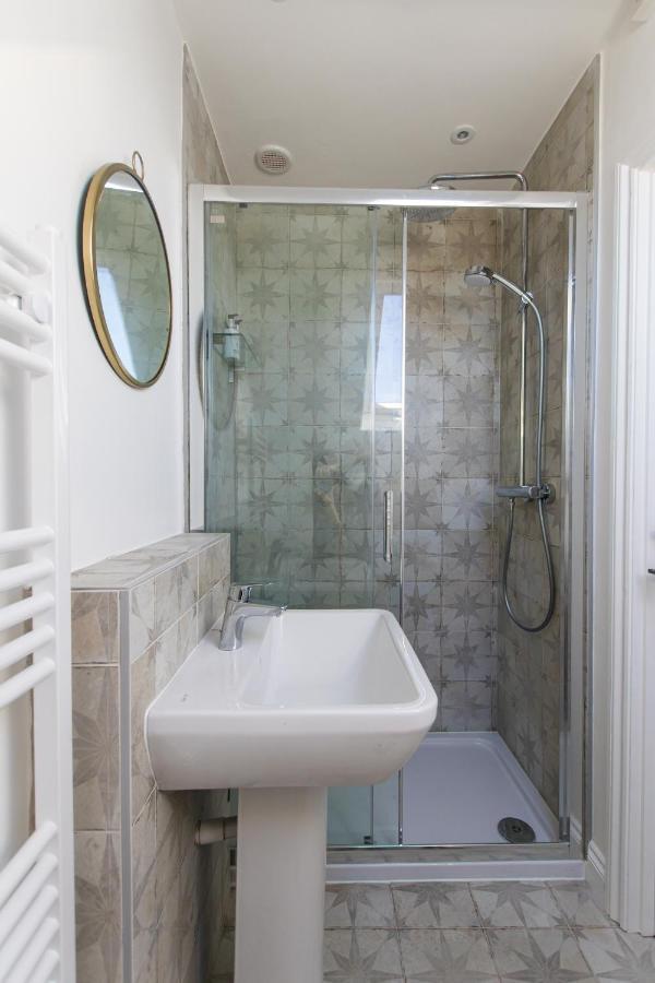 Bright & Beautiful Studio Flat In Bristol! Buitenkant foto